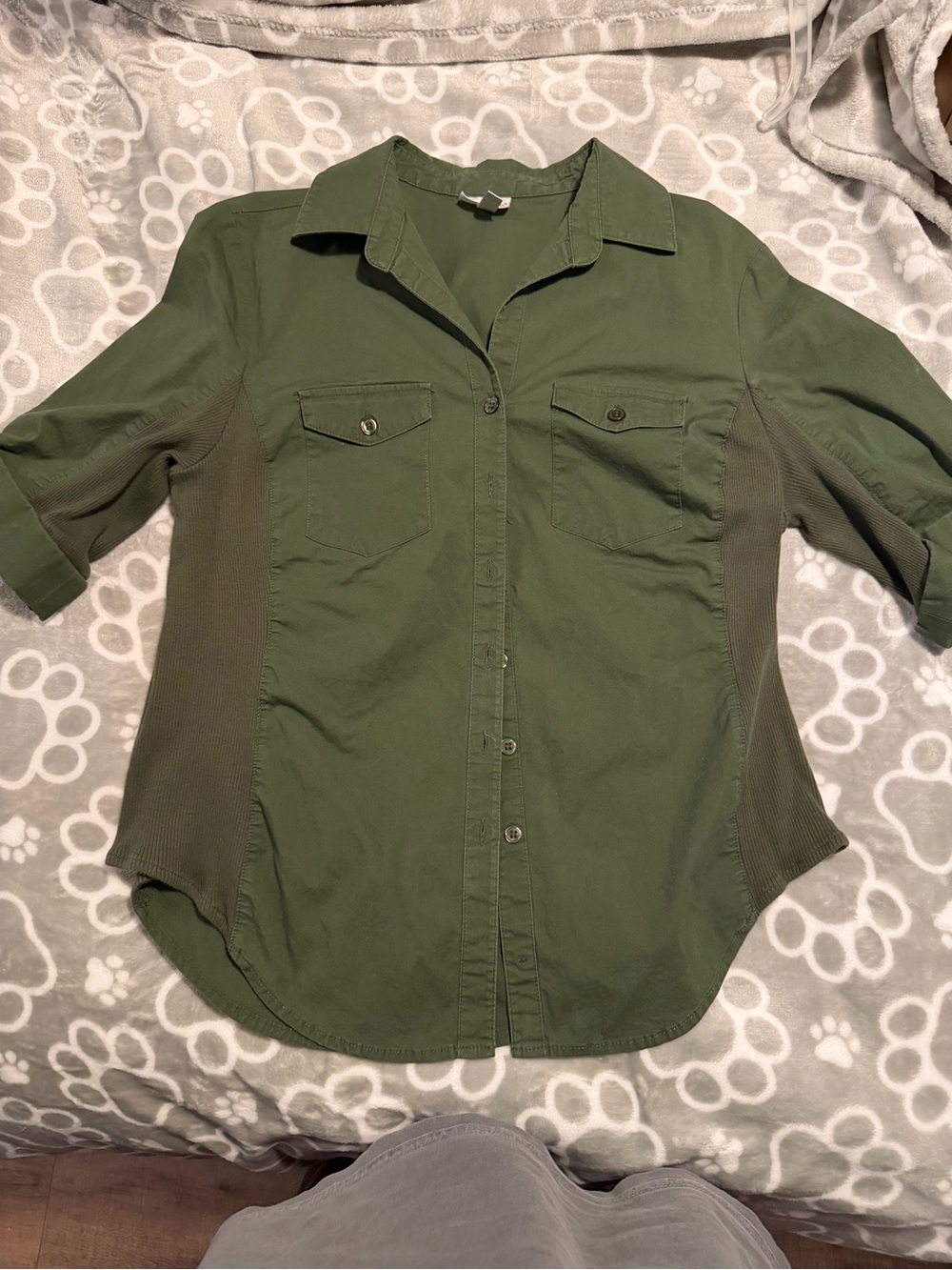 Harve Benard Olive Green Button-Front Shirt